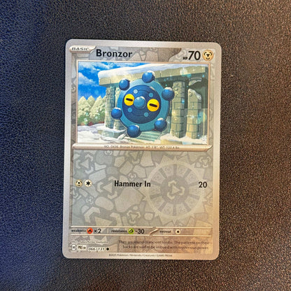 Bronzor 066/131 Prismatic Evolutions