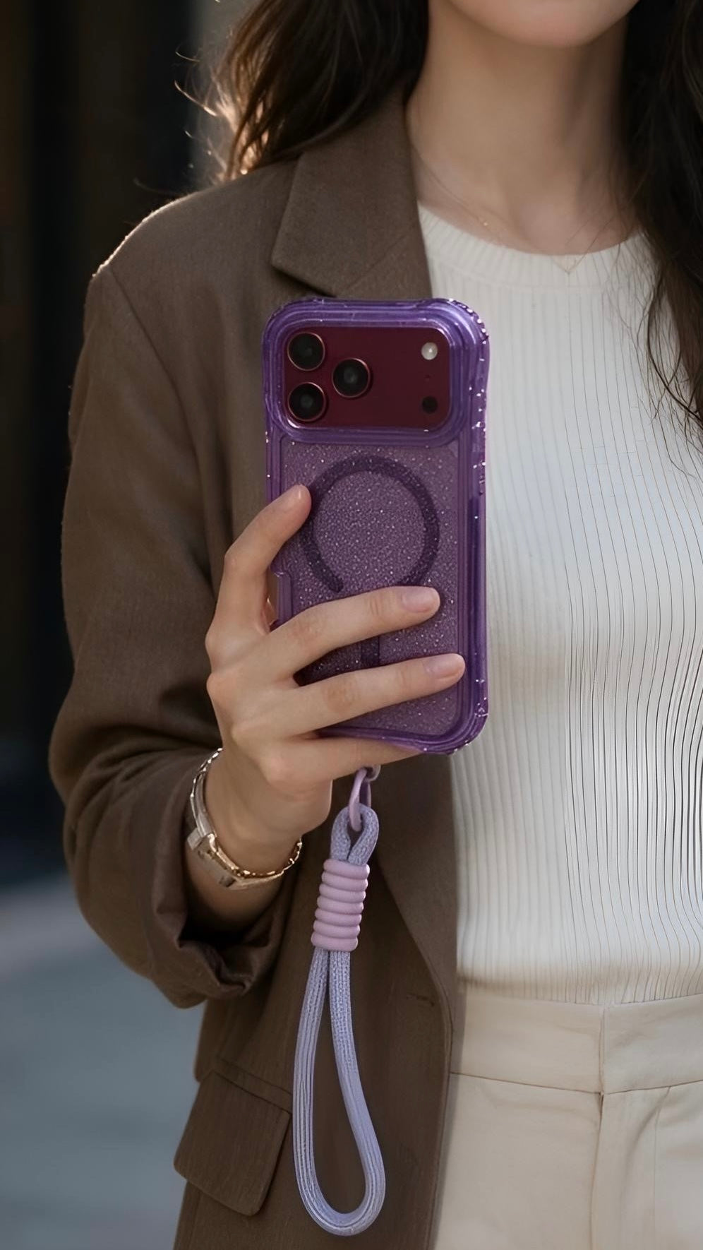 Lila SÚPER GLITTER CASE MAGSAFE – FUNDA DE USO RUDO CON CORREA