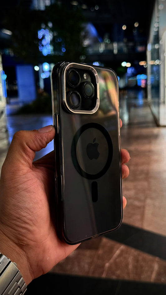 Black Super Clear - iPhone 16 Pro Max