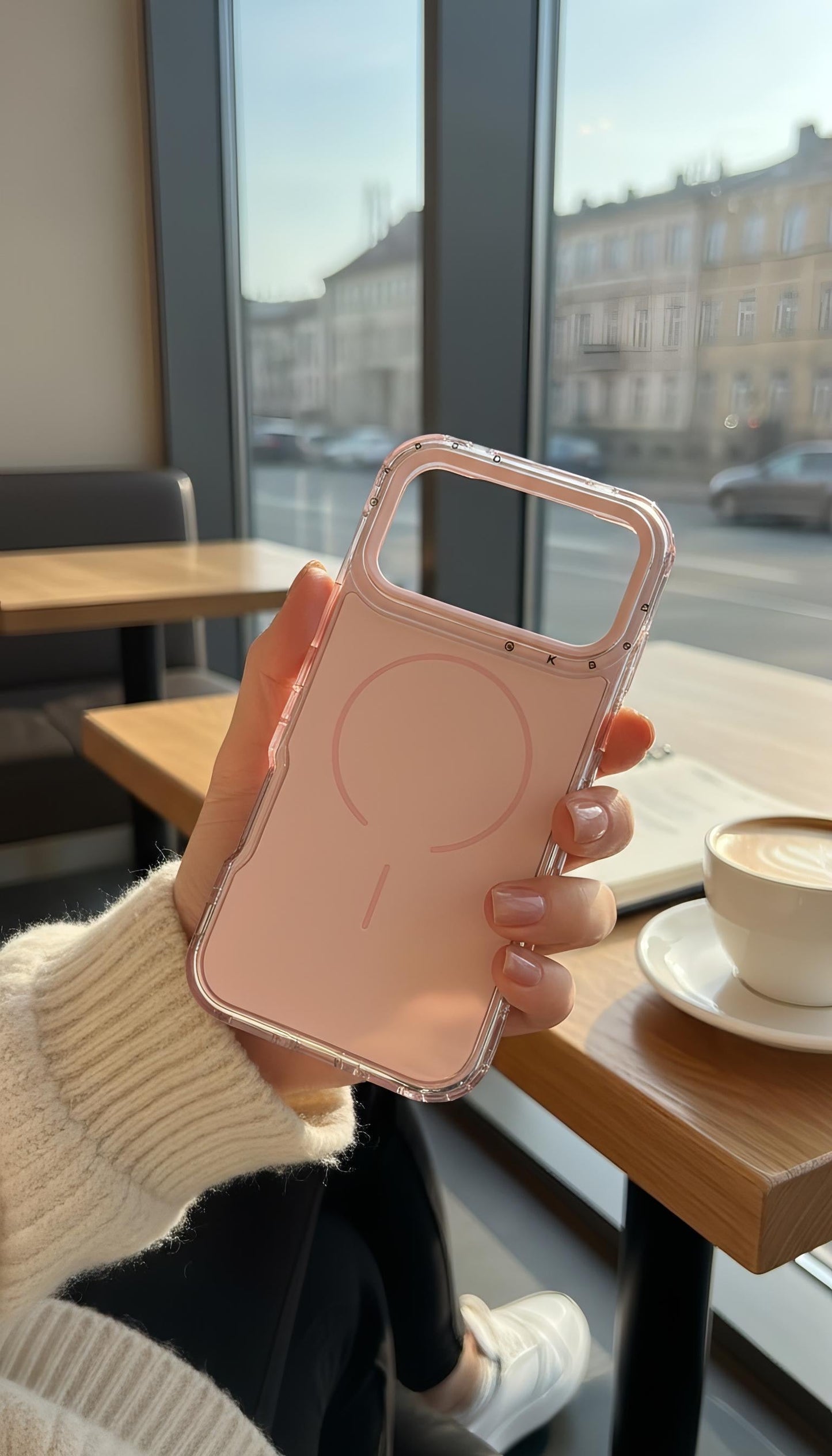 Pink SUPER COLOR Funda para iPhone con compatibilidad MagSafe y esquinas reforzadas - Funda para iPhone